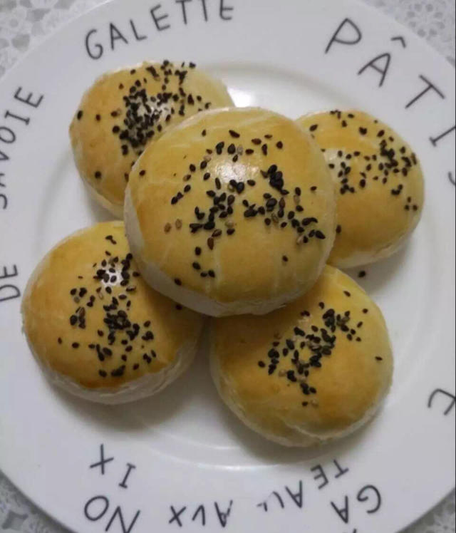 泳式鲜肉榨菜月饼