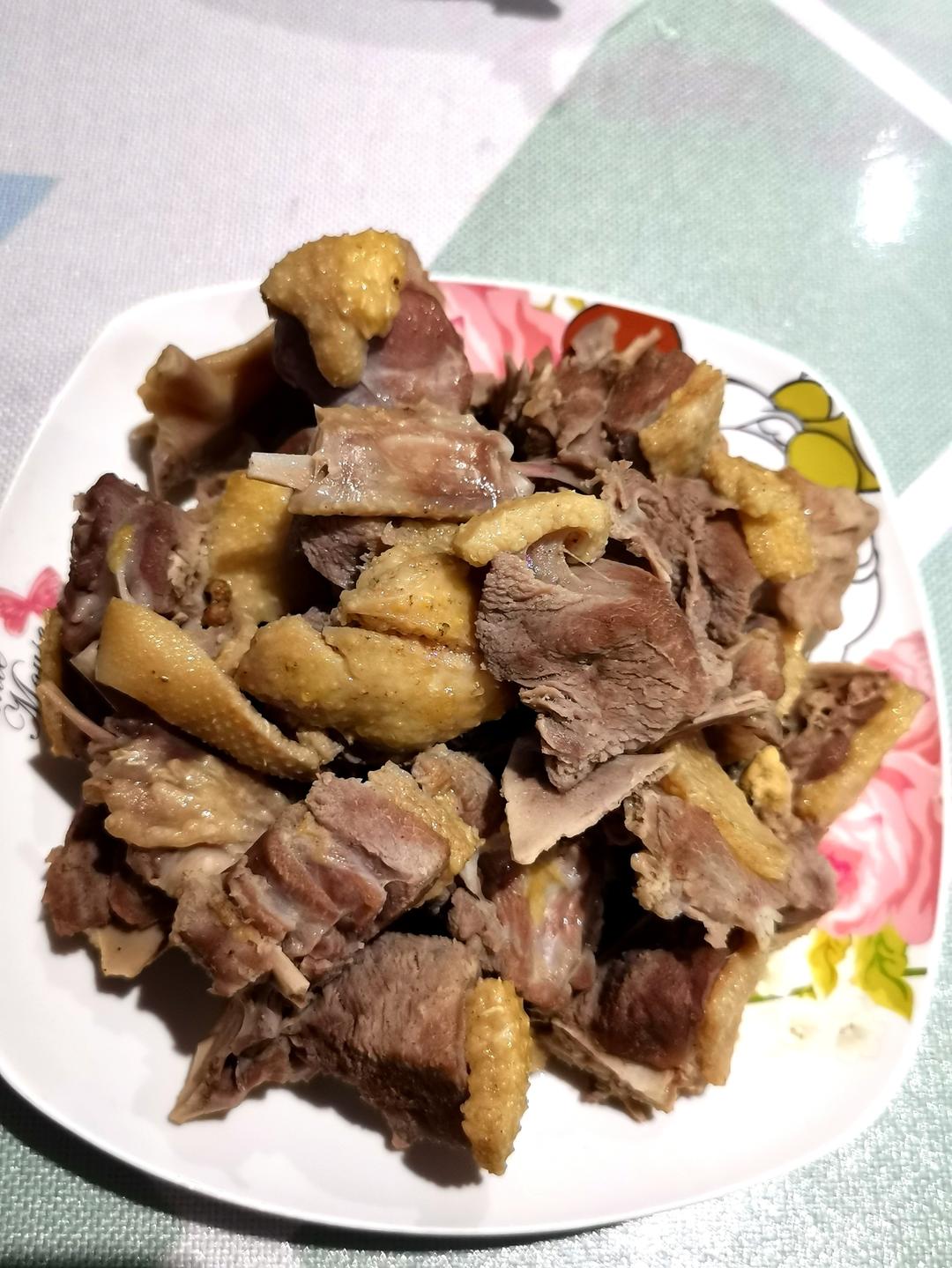 首次成功的盐水鸭腿