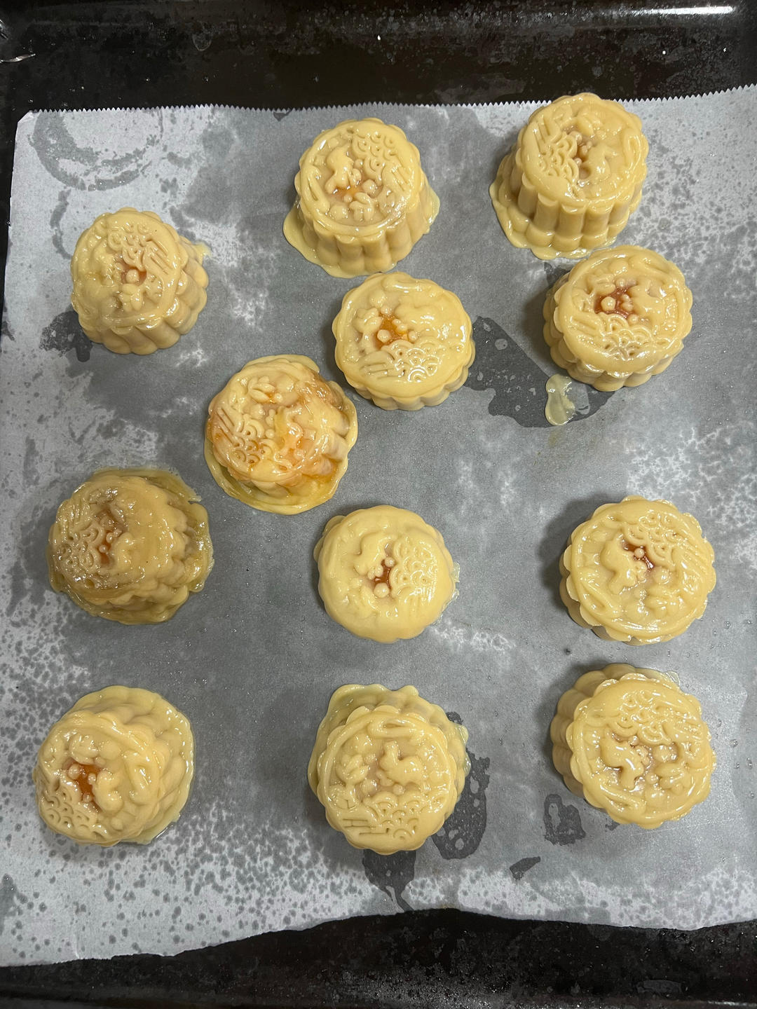 莲蓉蛋黄月饼（超极详细）美味