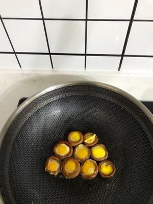 口蘑鹌鹑蛋的做法 步骤5