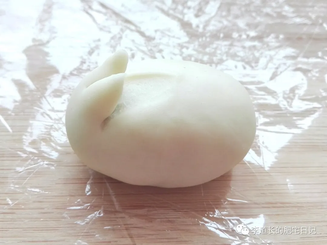小白兔，白又白，豆沙包，吃起来！（一次发酵）的做法 步骤8