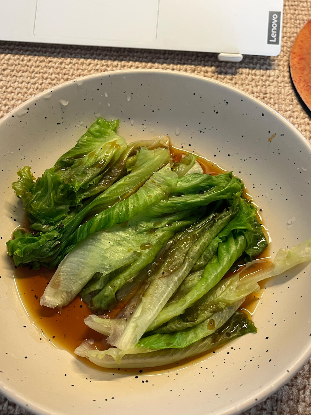三分钟生菜🥬