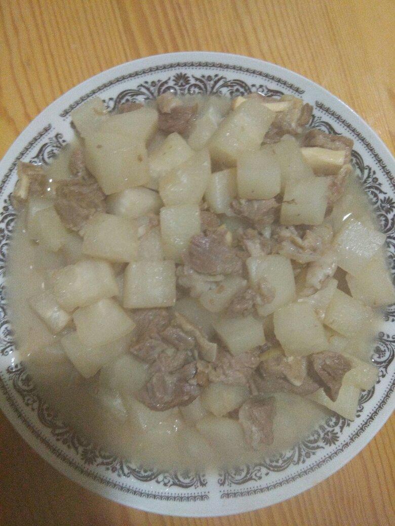 羊肉炖白萝卜