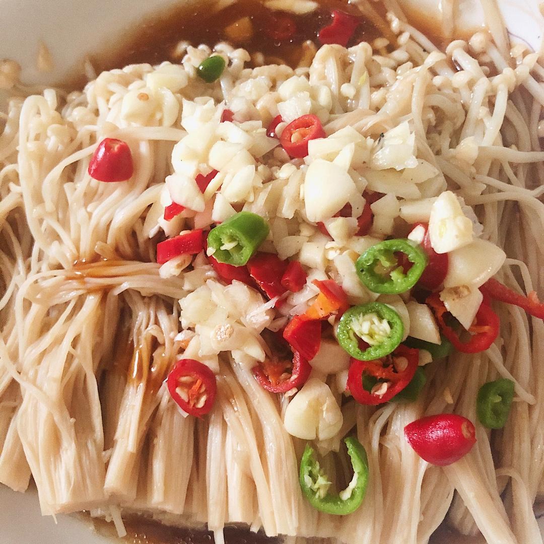 蒜蓉蒸金针菇