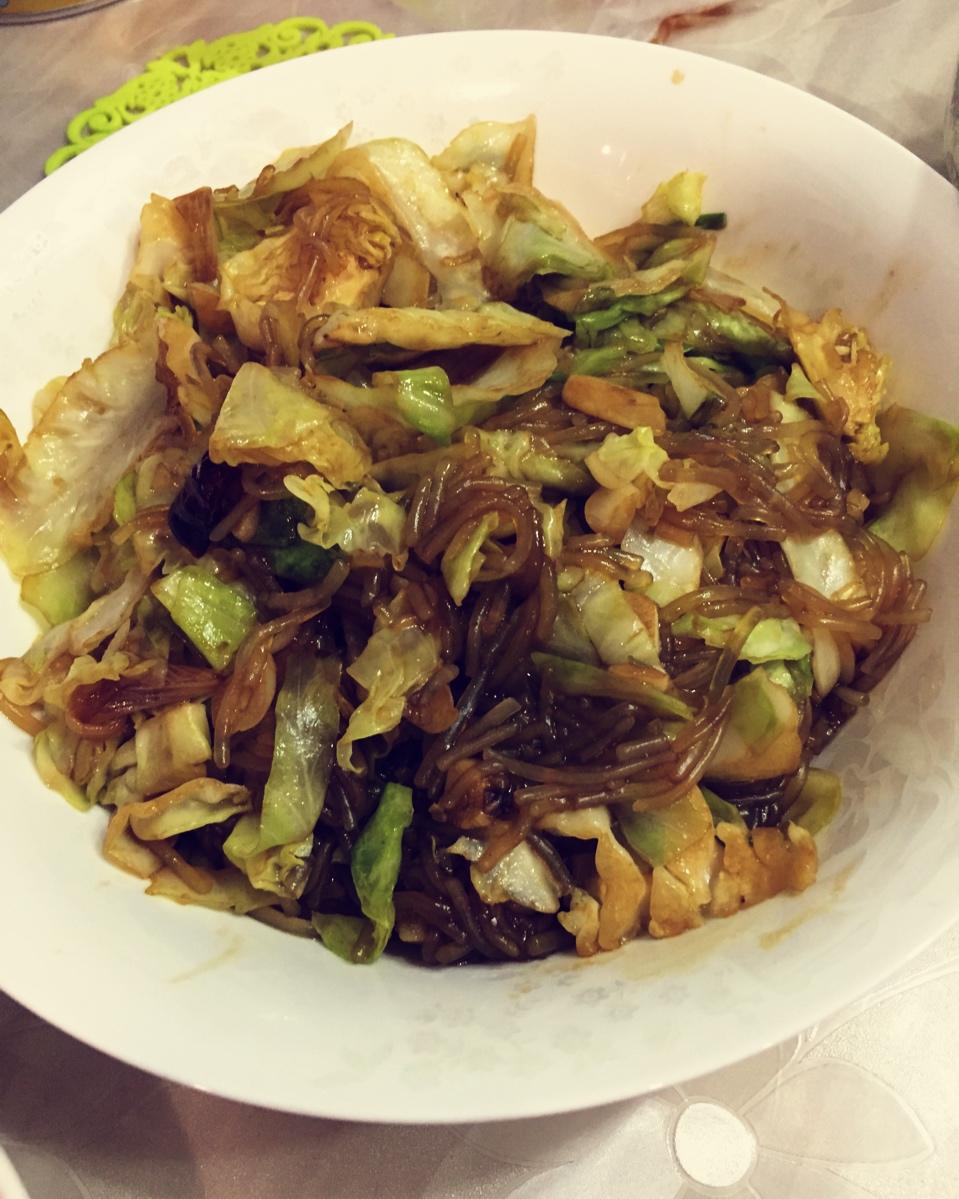 圆白菜炒粉条