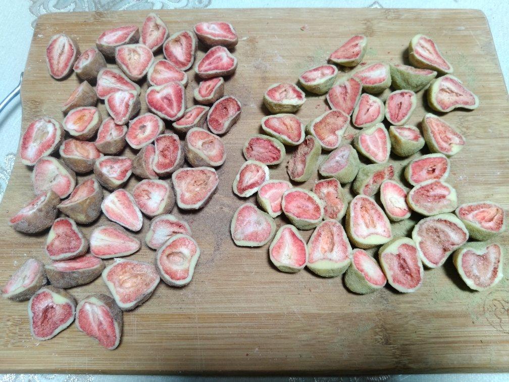 草莓夹心牛轧糖