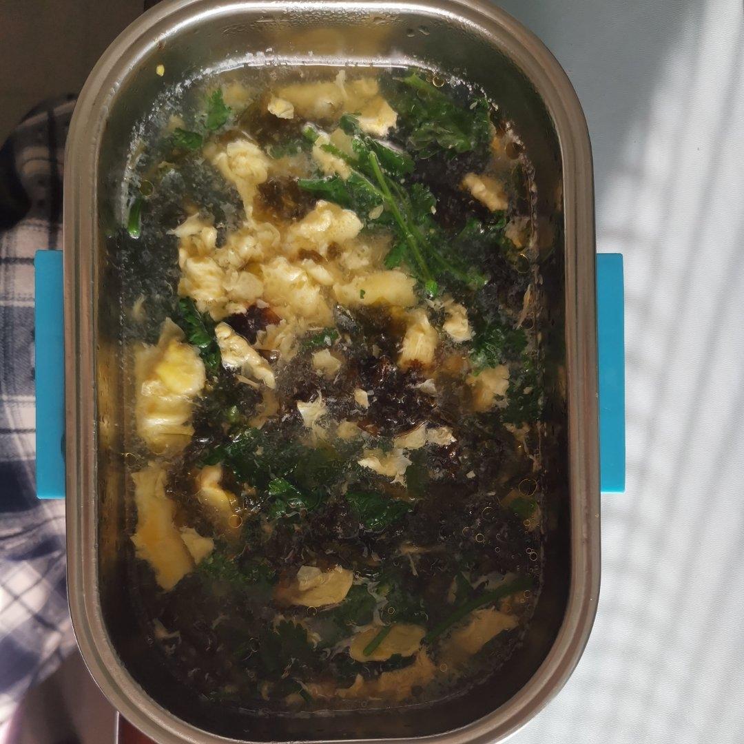 5分钟做成紫菜蛋花汤