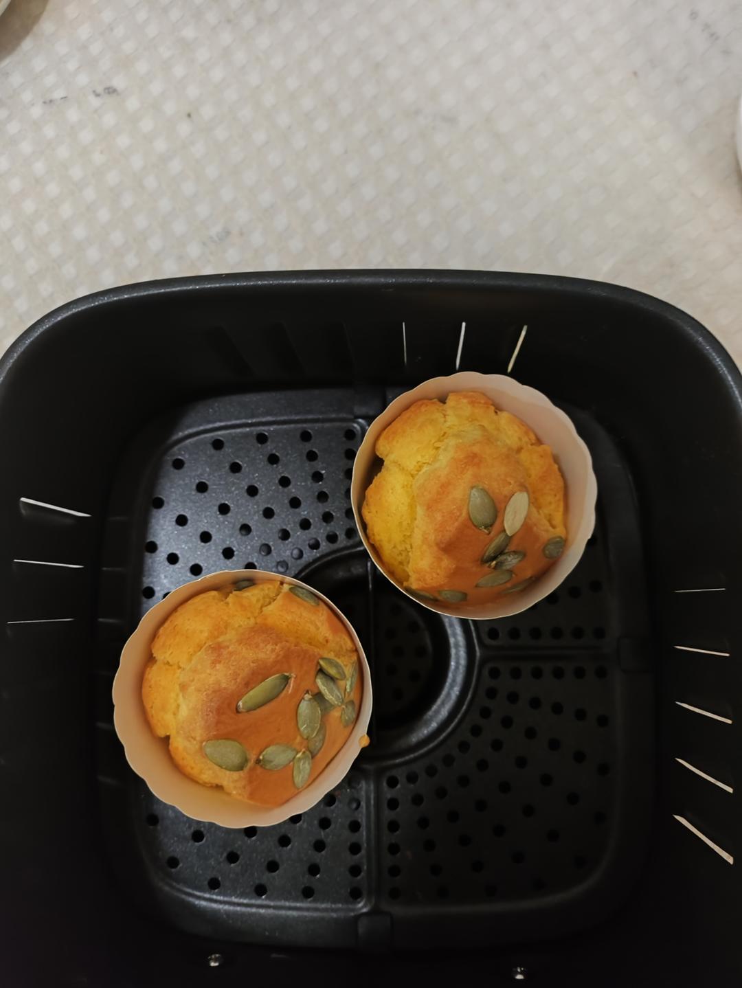 空气炸锅纸杯麦芬蛋糕（超简单）