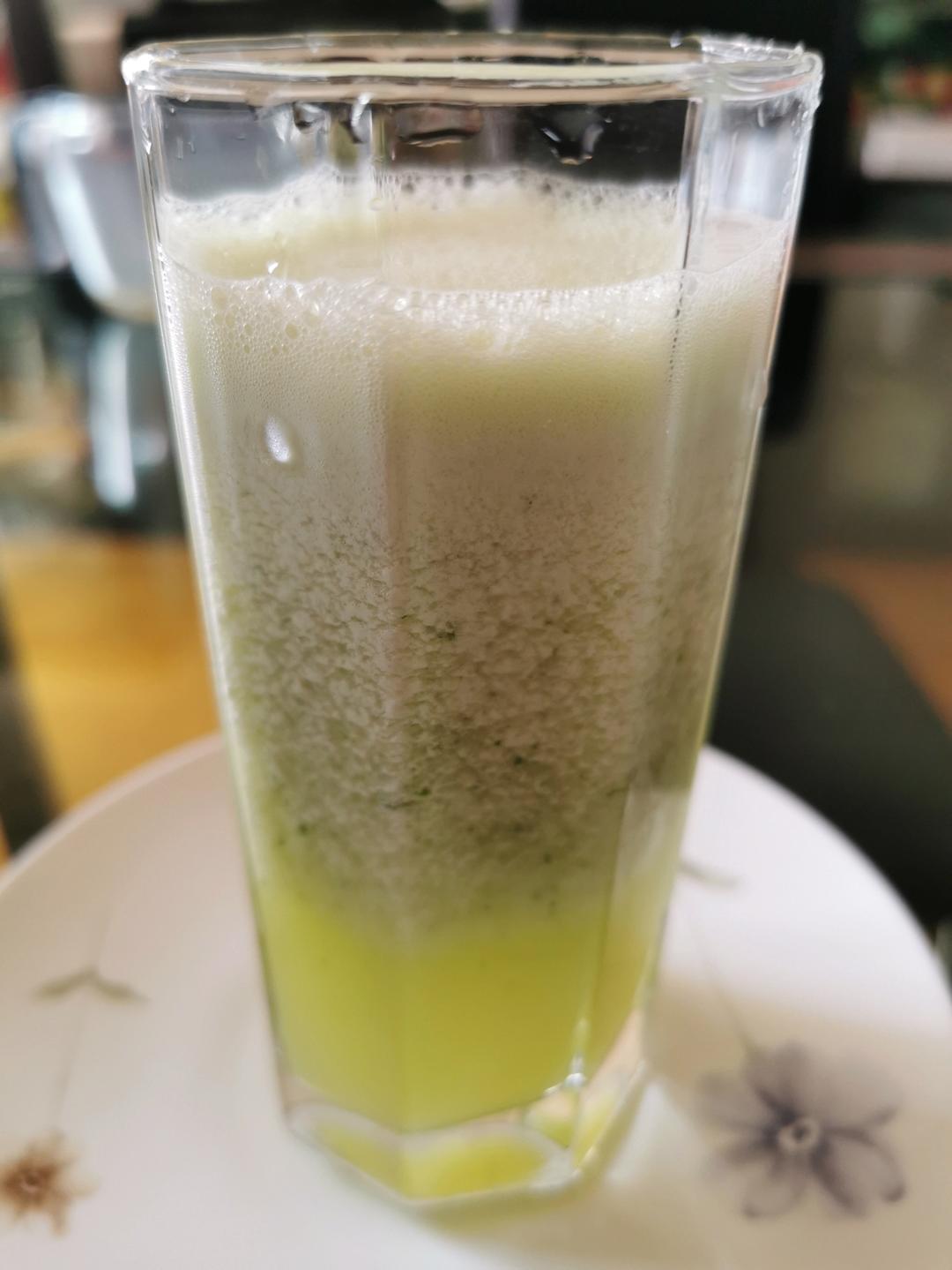 比牛奶更丝滑的牛油果汁