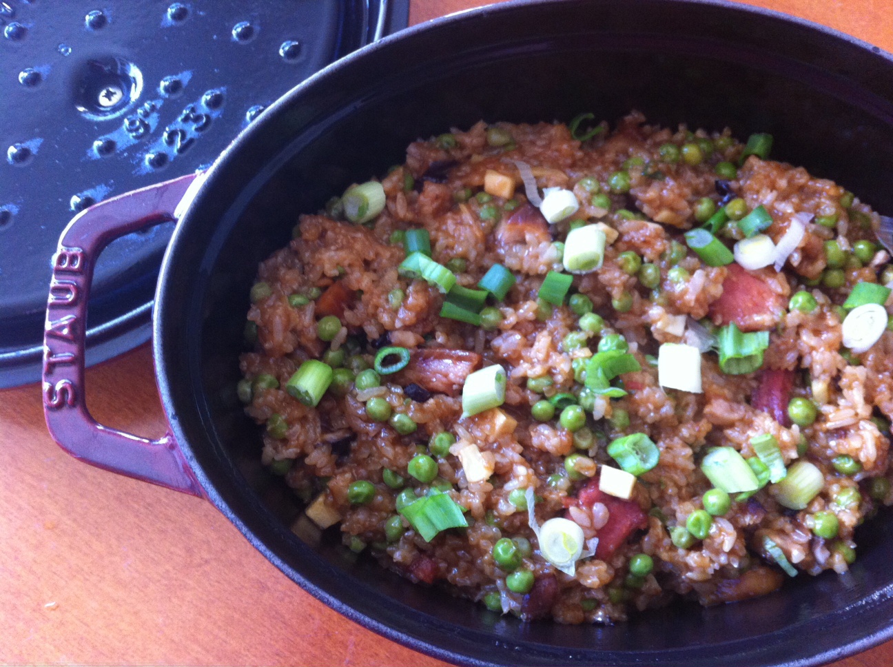 塔吉锅腊味煲仔饭