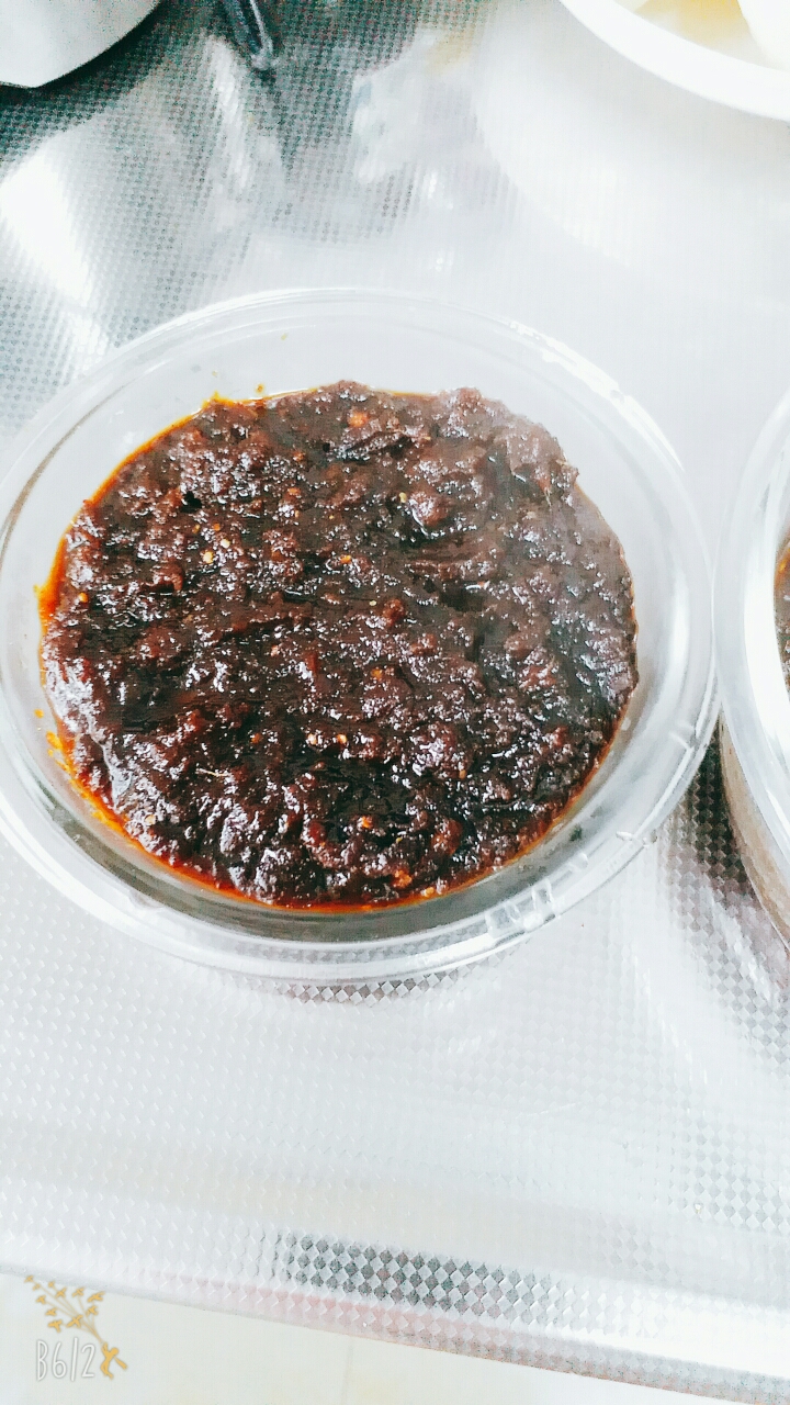 红枣桂圆枸杞姜母膏的做法