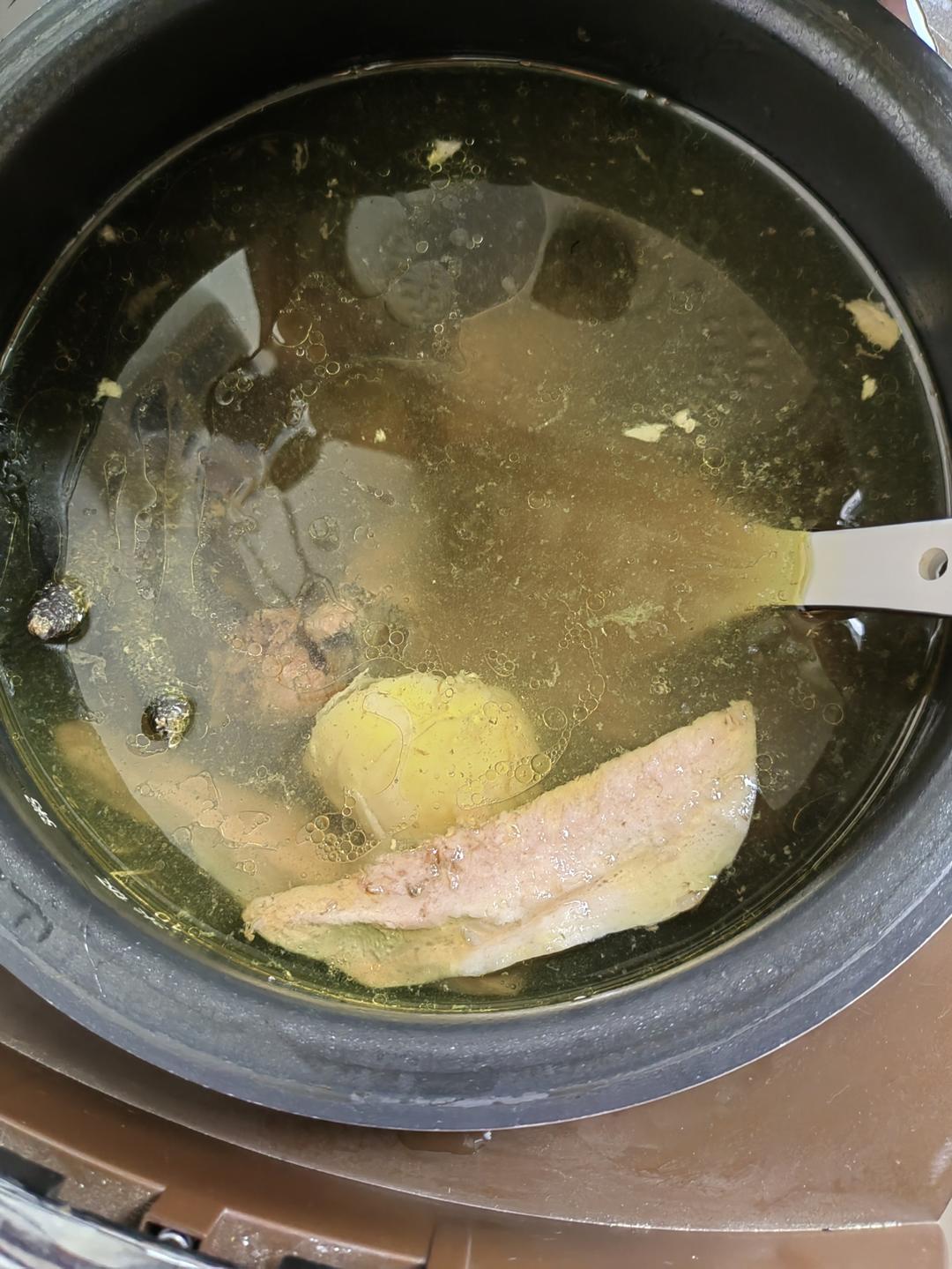 【榴莲煲鸡】这鸡汤一听不敢尝，吃一次天天想！