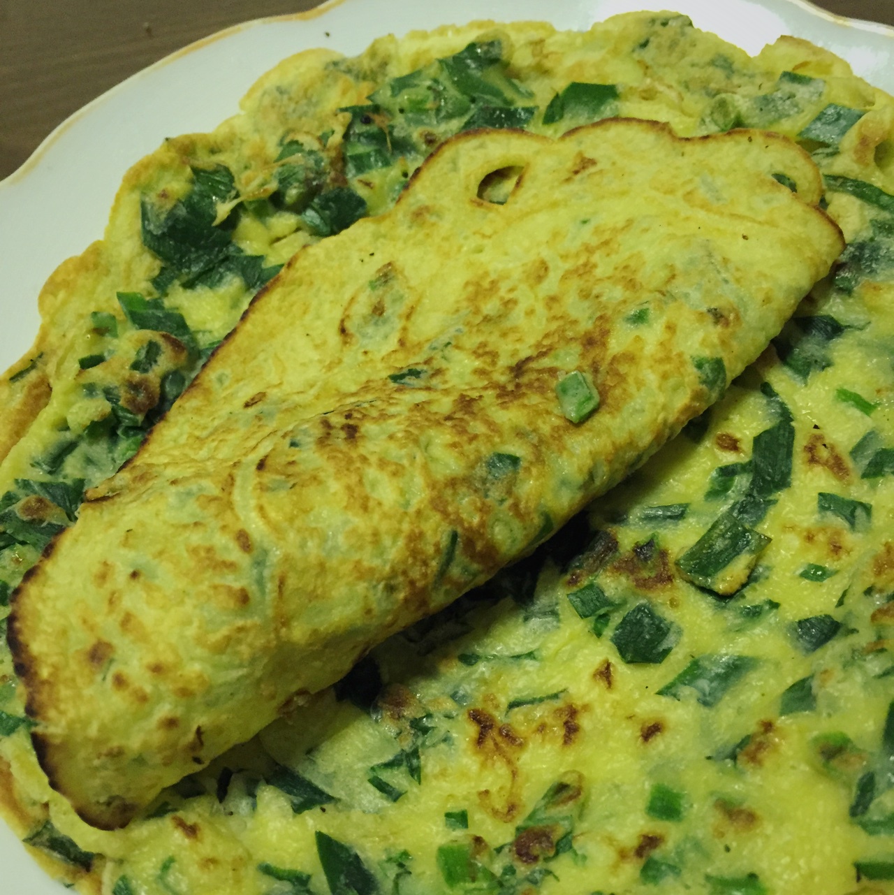 鸡蛋韭菜饼