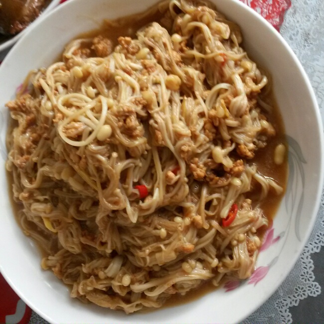 肉末金针菇