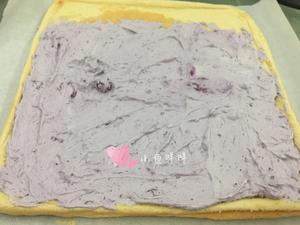 卡布奇诺蓝莓蛋糕卷的做法 步骤11