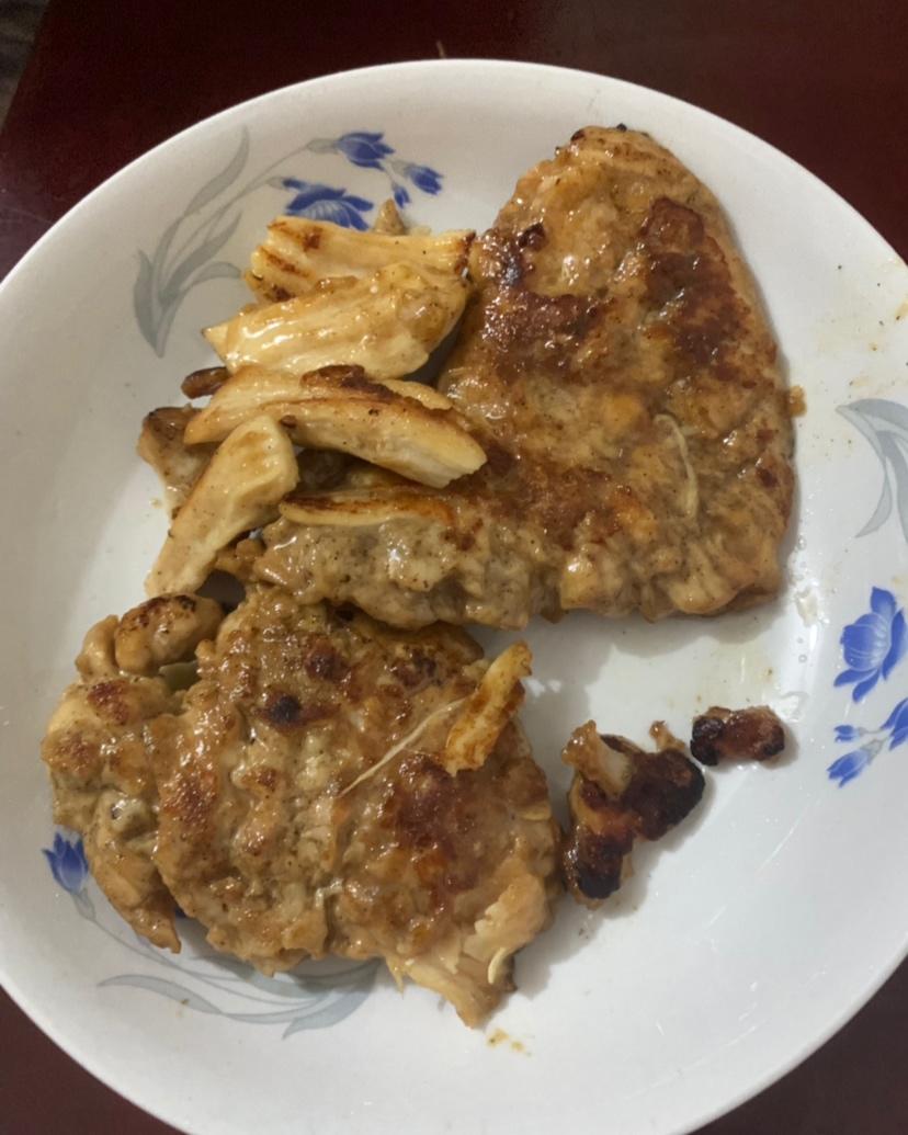 【嫩煎鸡胸肉】