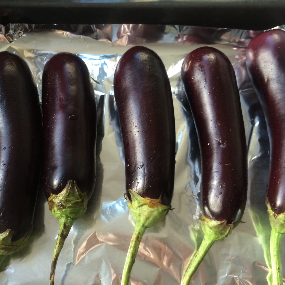 CC招牌菜销魂烤茄子，百吃不厌！