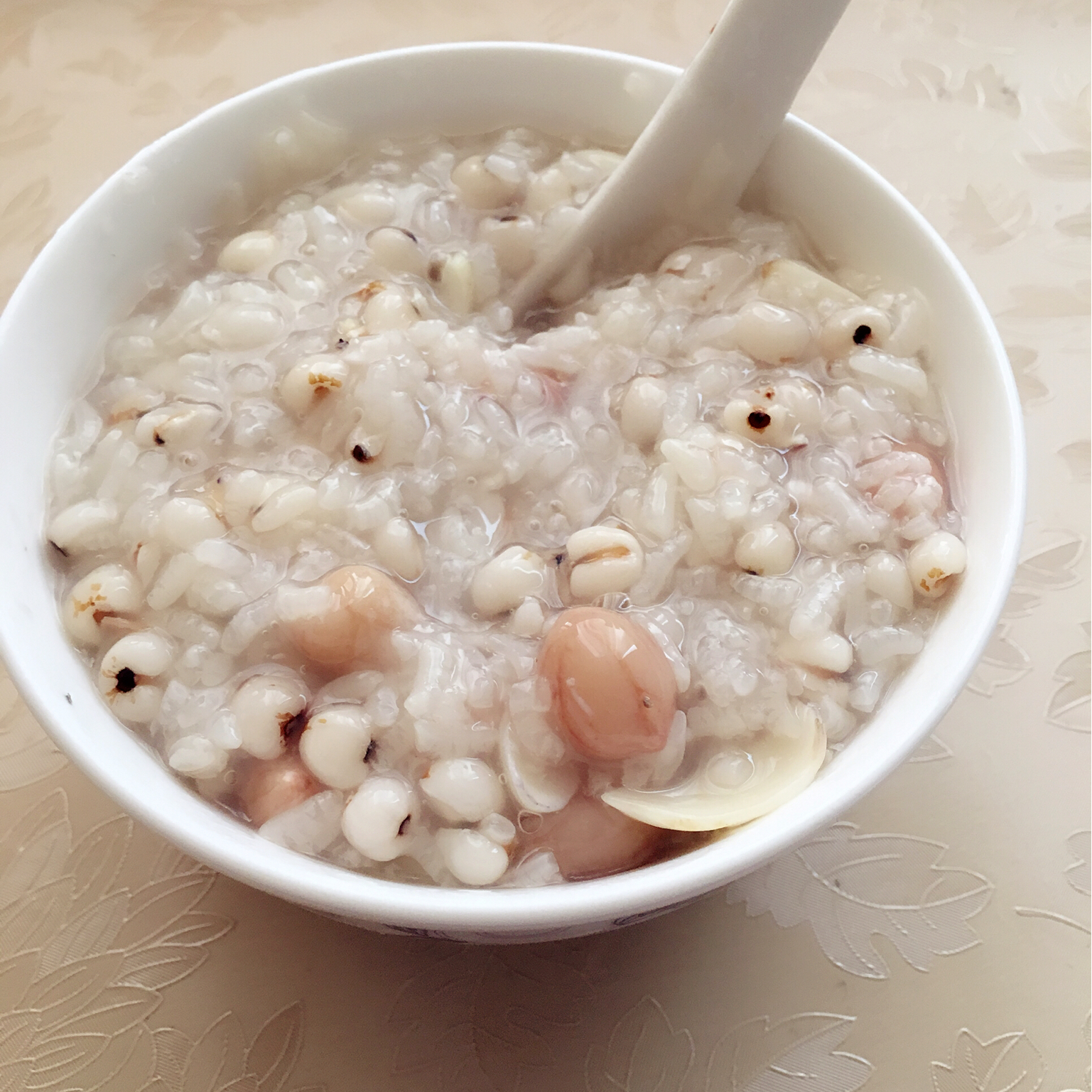 红豆薏仁糯米粥