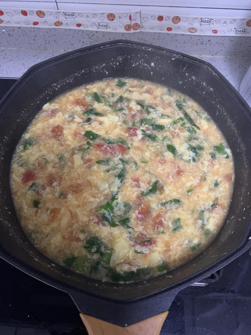 julie哈做的西红柿鸡蛋青菜汤