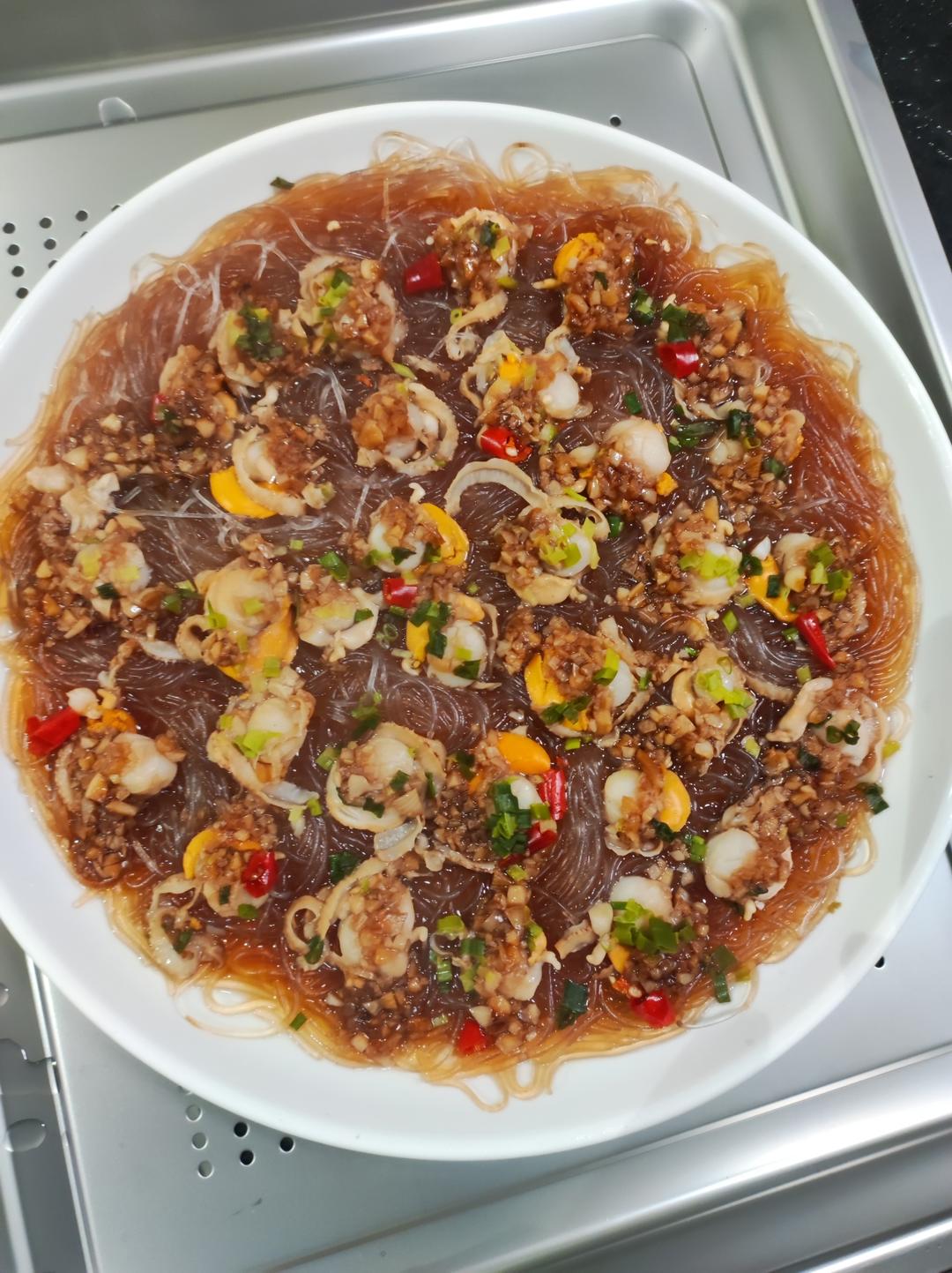 零失败的蒜蓉粉丝蒸扇贝