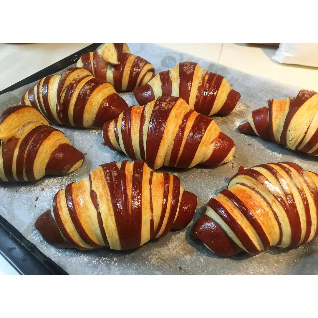 糖控做的双色可颂