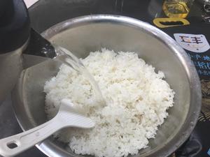 蒸笼蒸饭，粒粒分明！㊙️最好吃的大米饭做法！的做法 步骤5