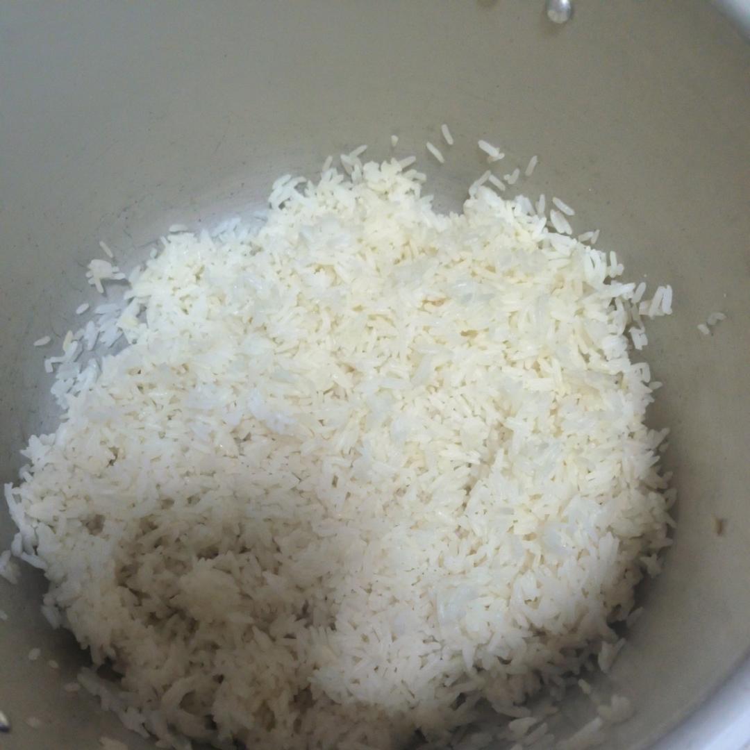 高压锅3分钟煮好吃米饭