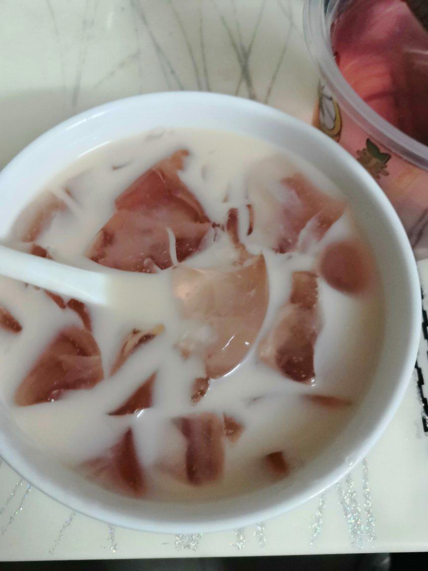 【夏日特饮—5款可以吸的水果冻撞奶,白凉粉的n种