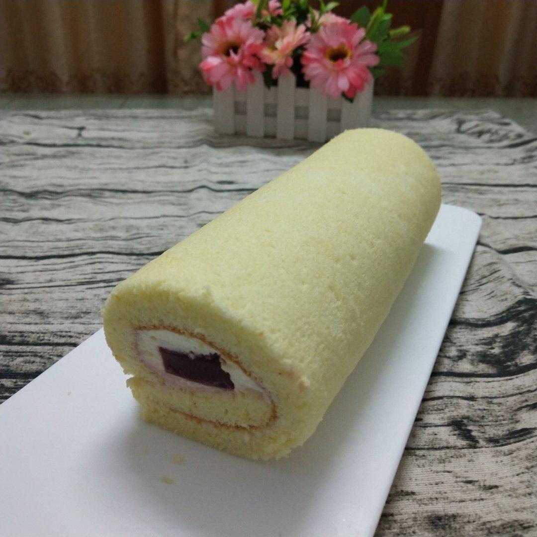 草莓奶冻卷