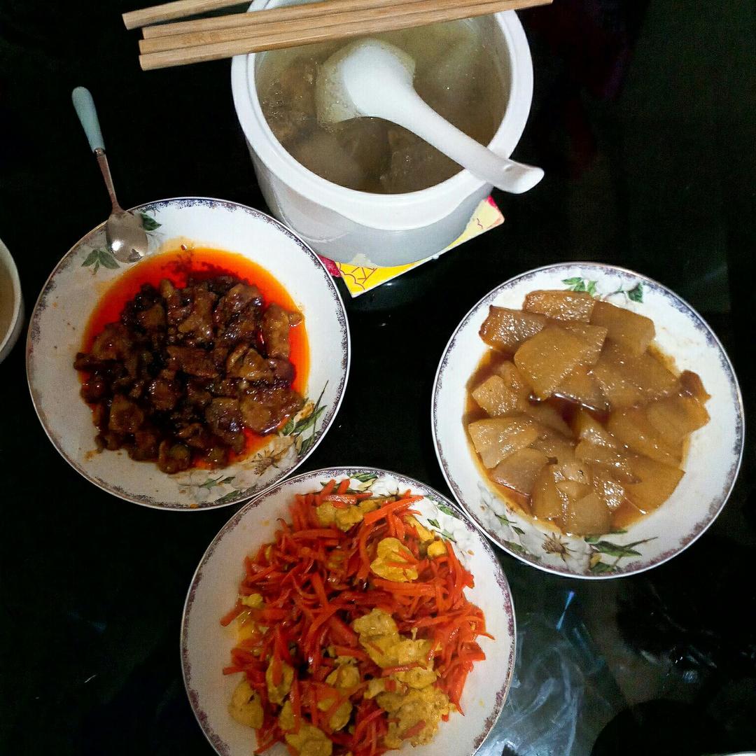 胡萝卜炒鸡蛋
