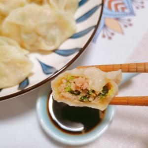 香菜肉丸水饺～厨房小白也能轻松学会包饺子😉的做法 步骤10