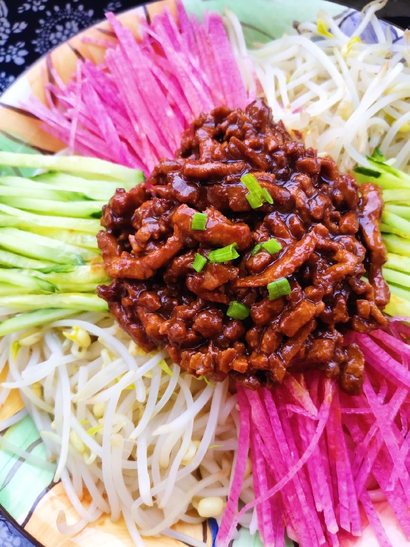 ❗好吃到舔盘子的炸酱面🍝❗的做法