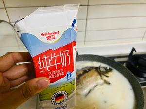 热天暖心的豆腐鲫鱼汤的做法 步骤5