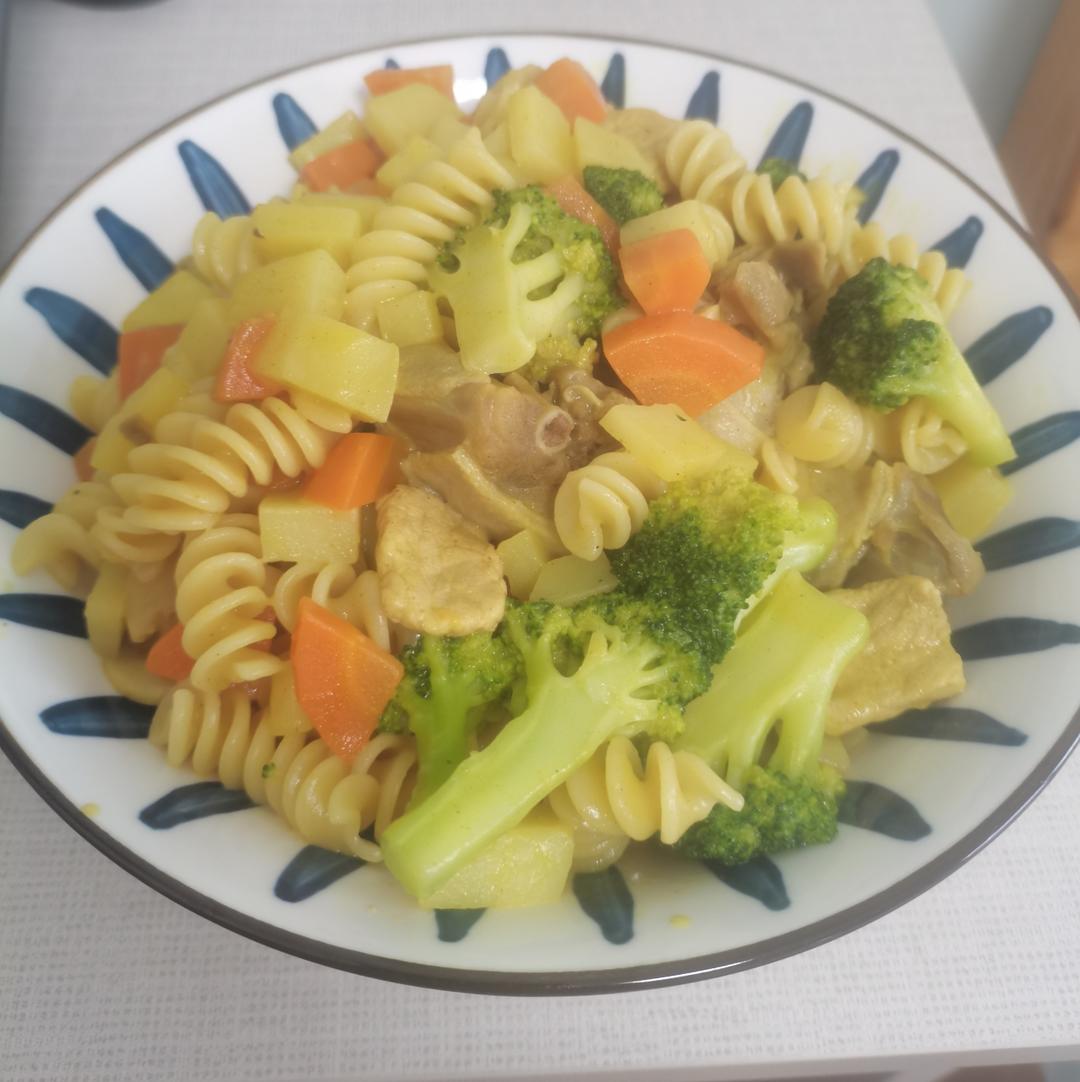 超浓郁椰香咖喱鸡肉意面🍝