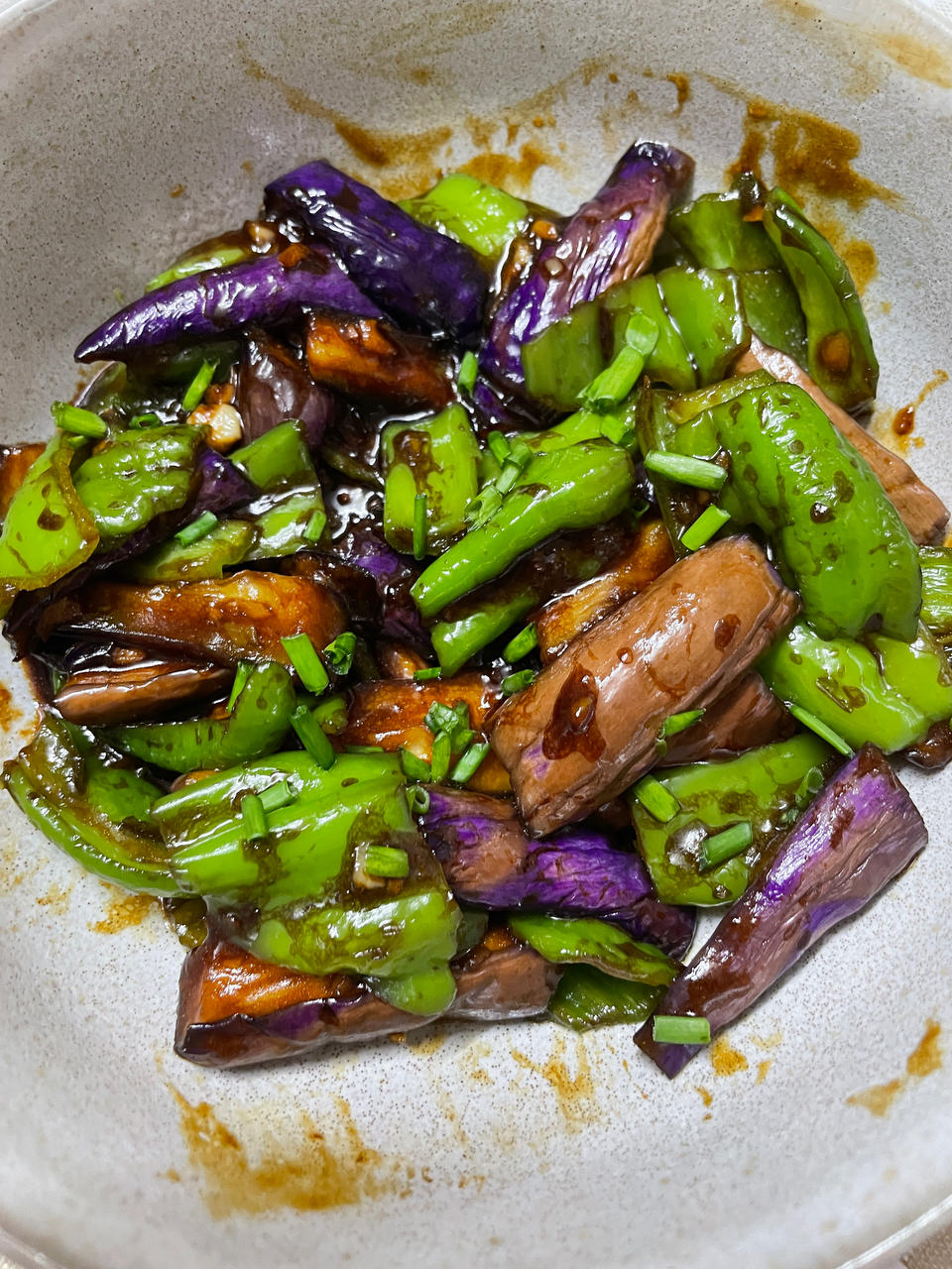 这么炒的青椒炒茄子，饭可以多吃两碗