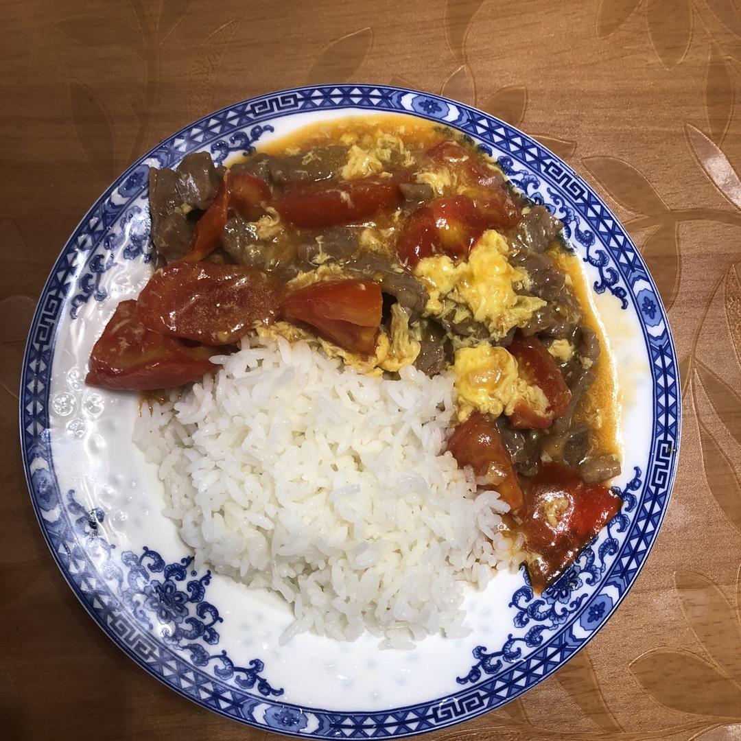 番茄滑蛋牛肉饭