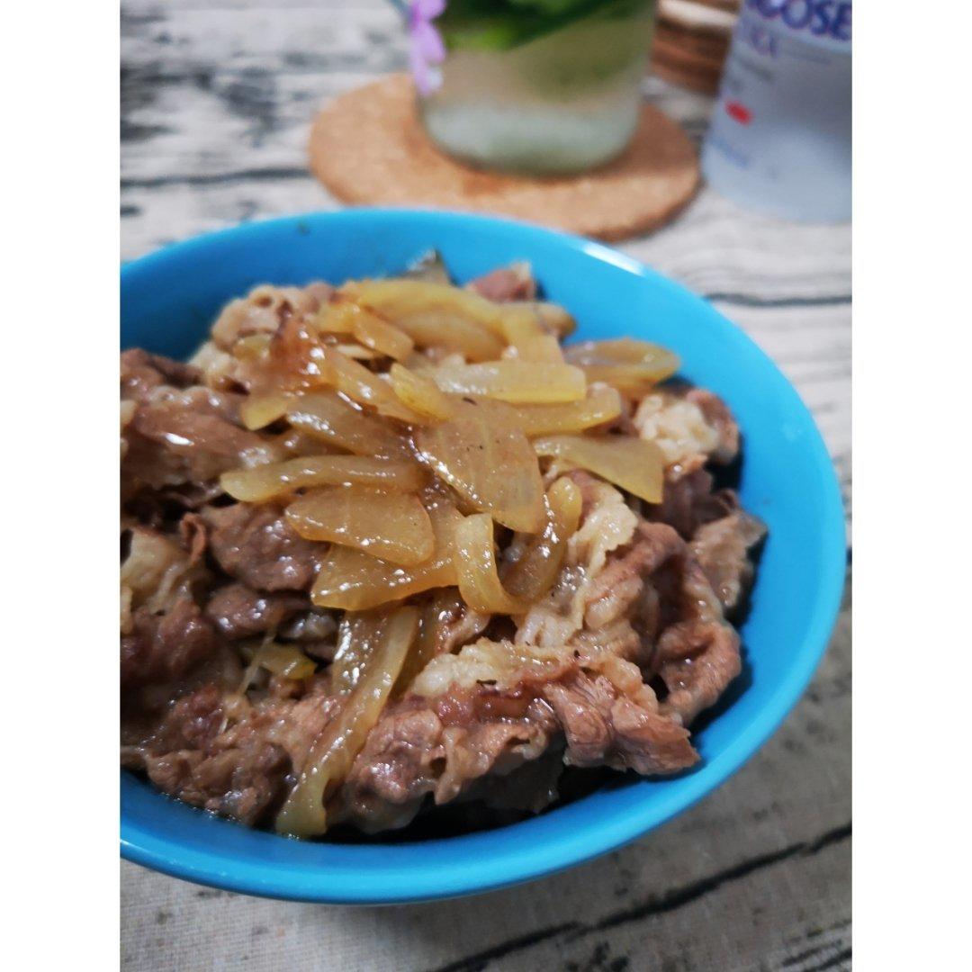吉野家牛肉饭（牛丼）