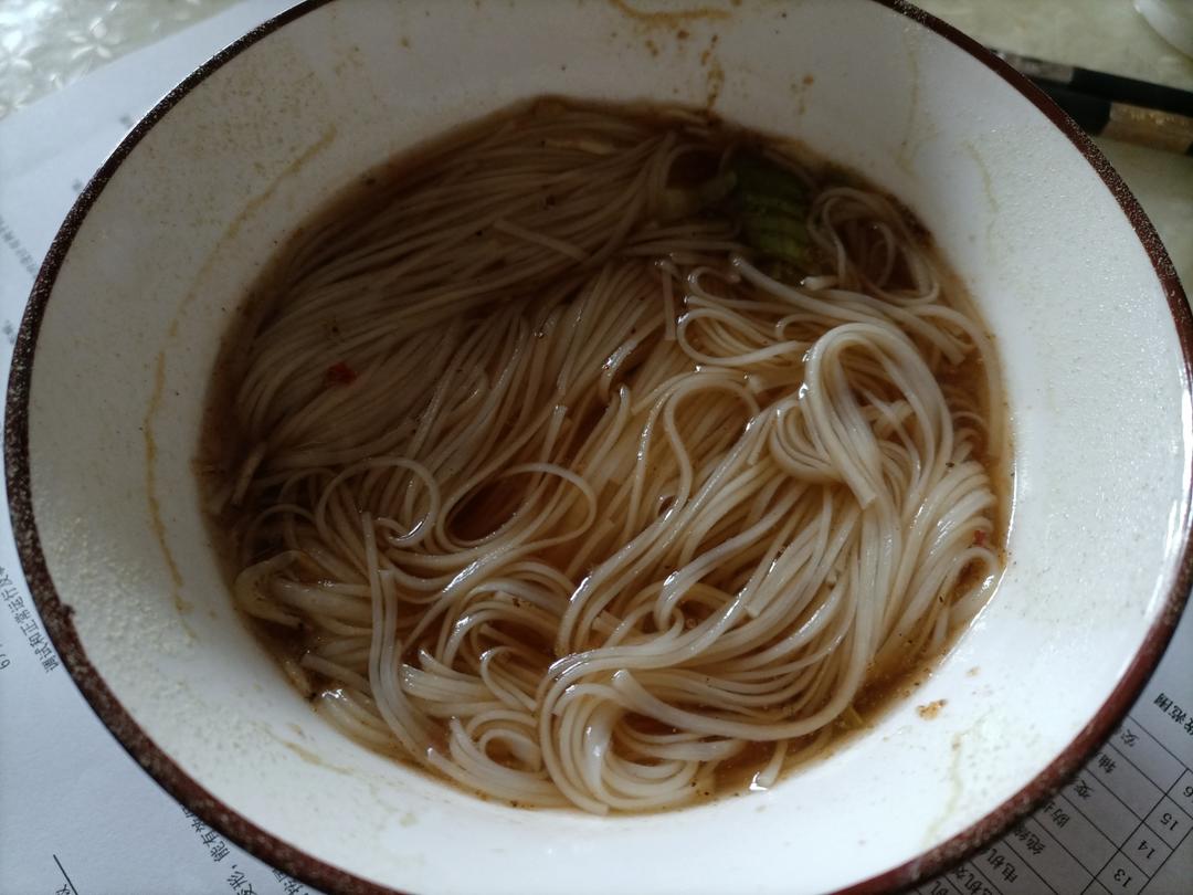 快手清汤热汤面|万能酸辣汤底