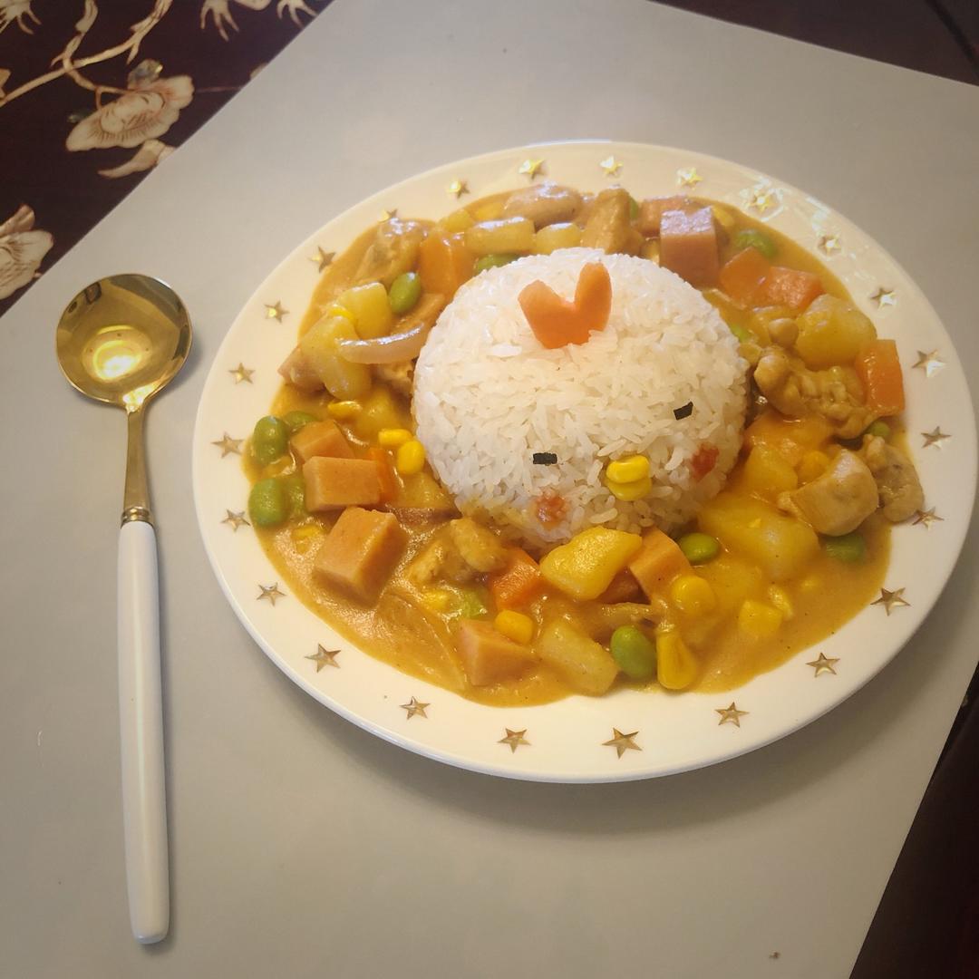 人见人爱花见花开🐤         三只小鸡日式咖喱饭