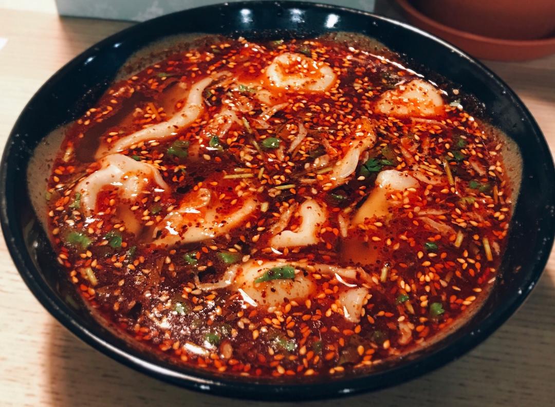 酸汤水饺