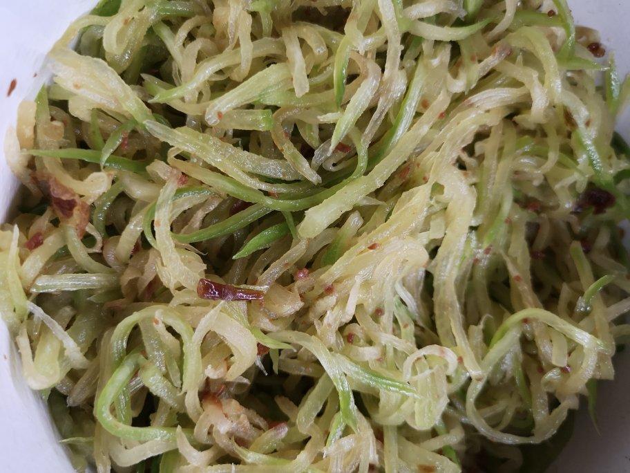 凉拌沙窝萝卜丝