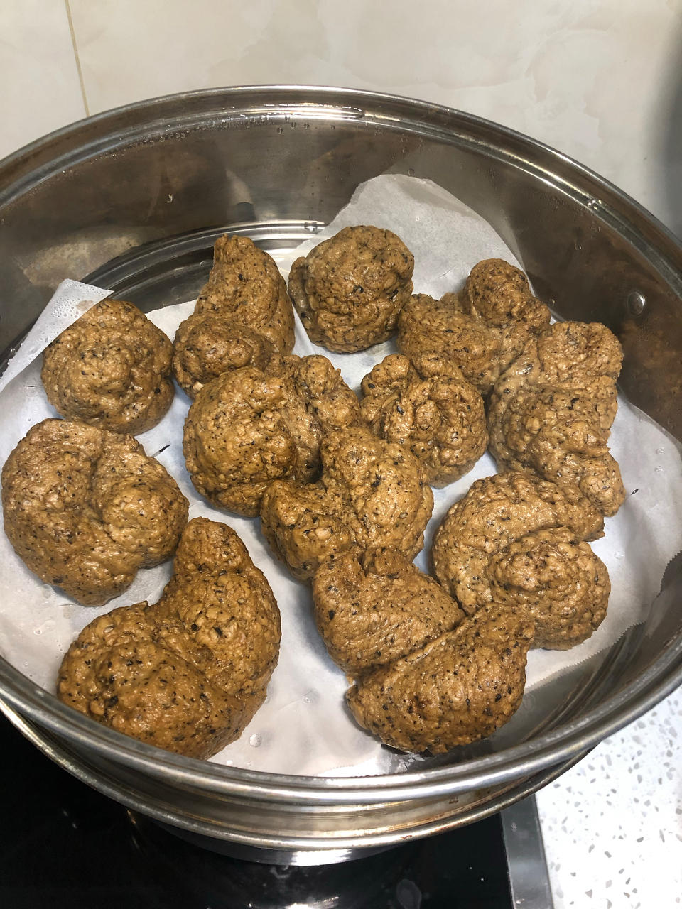 黑糖燕麦黑芝麻牛奶馒头