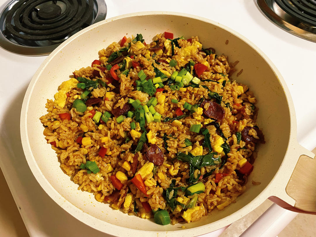 腊肠炒饭