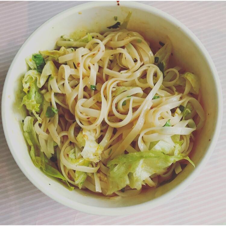 香辣凉拌面