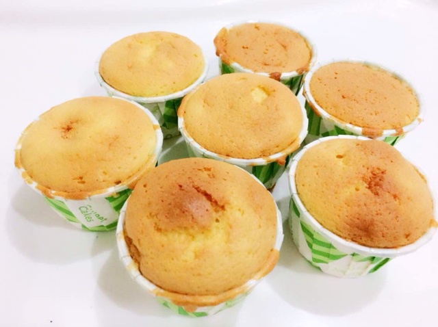 棉花纸杯蛋糕