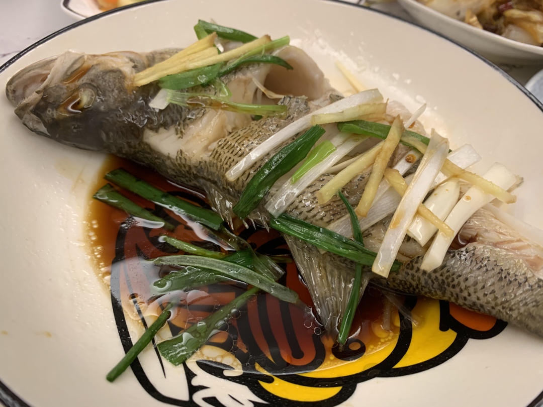 清蒸鲈鱼