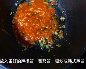 小白也可以做的韩式辣酱年糕的做法 步骤3