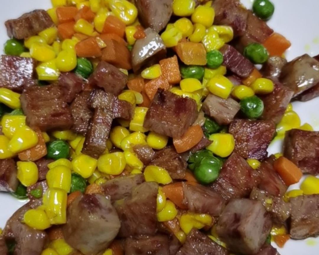 午餐肉玉米胡萝卜青豆
