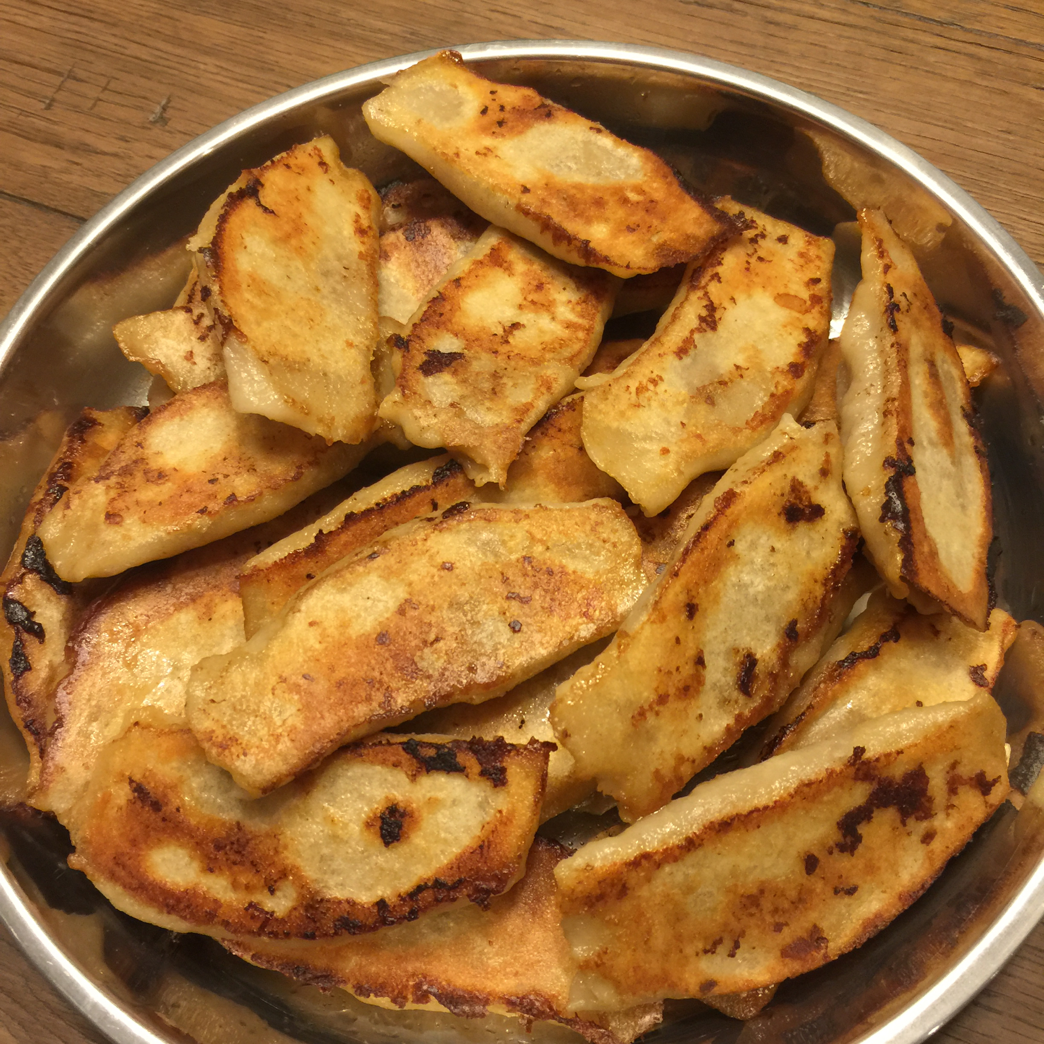 详解最好吃的外焦里嫩牛肉锅贴