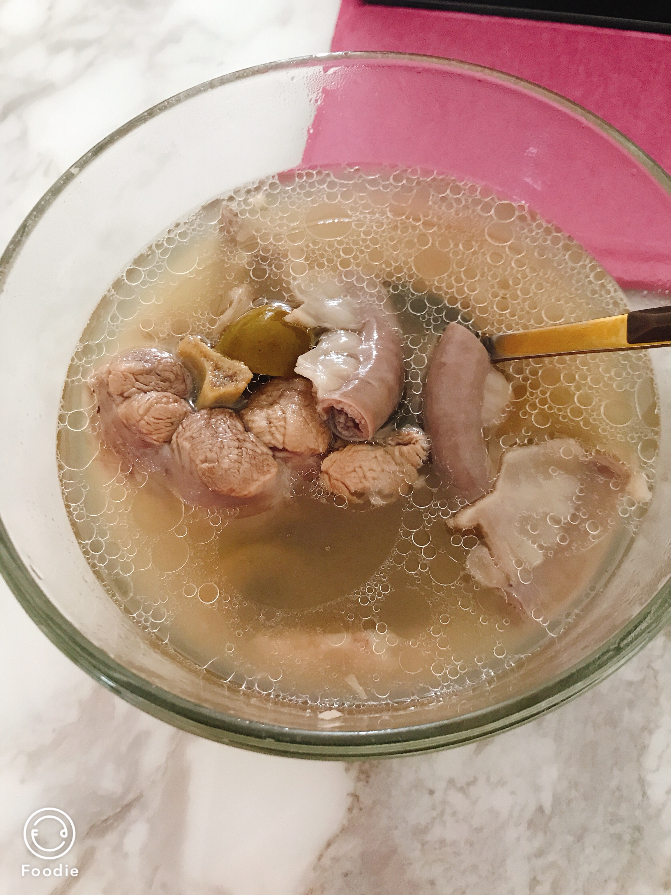 猪粉肠橄榄汤的做法
